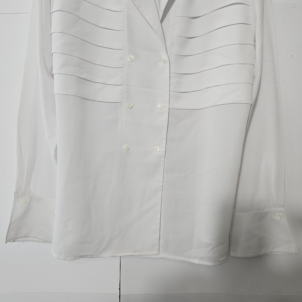 La Chine Classic Size 12 White Long-Sleeved Polyester Button Up Blouse with Laye - Picture 12 of 16